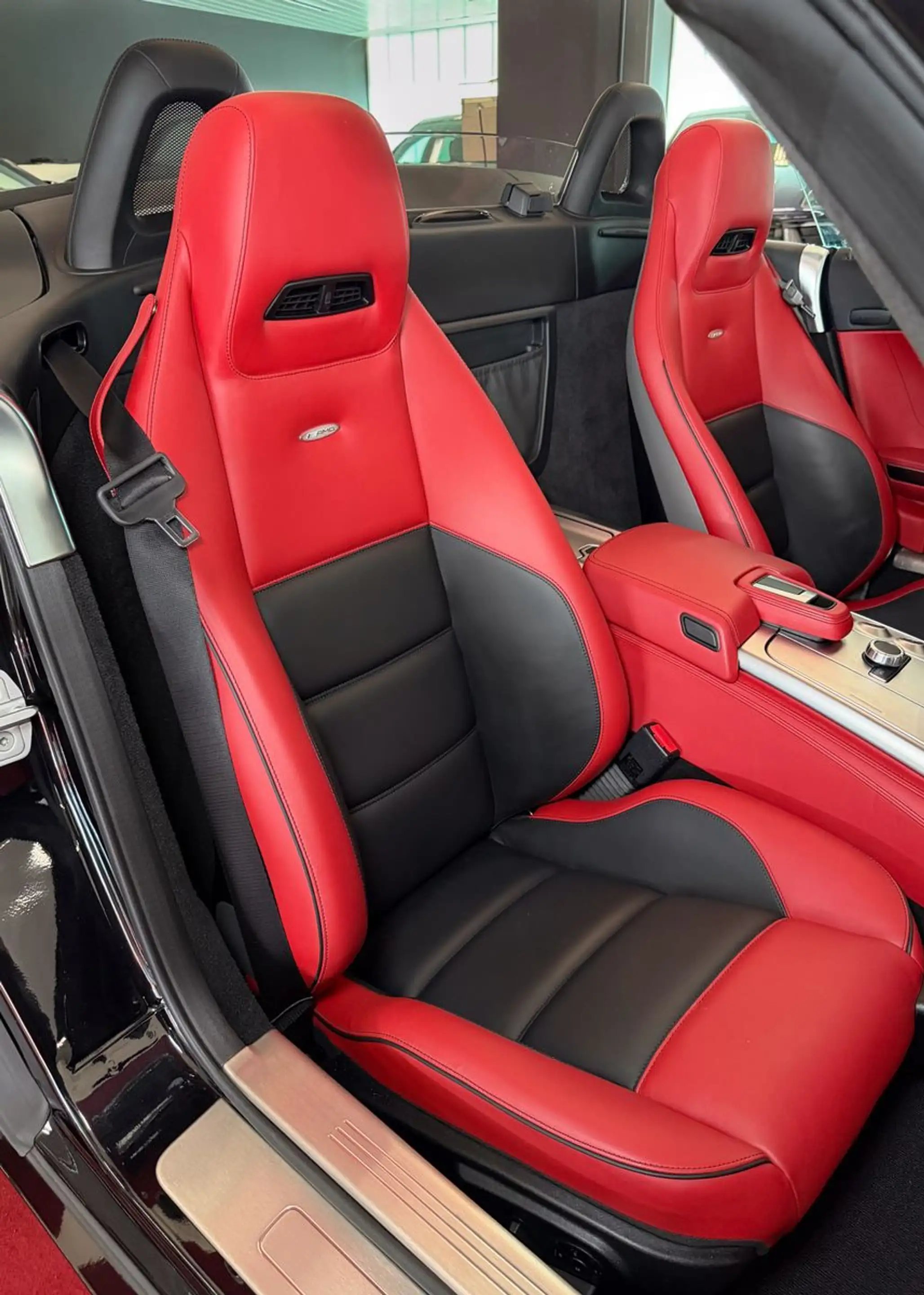 Mercedes-Benz SLS Roadster Airscarf 21TKM TOP ZUSTAND — photo 30