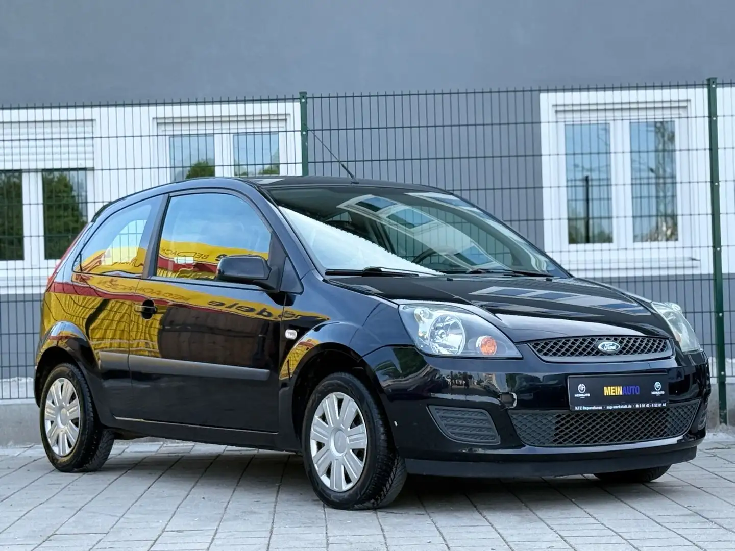 Ford Fiesta Connection/DISPLAY/TUV-NEU Schwarz - 2