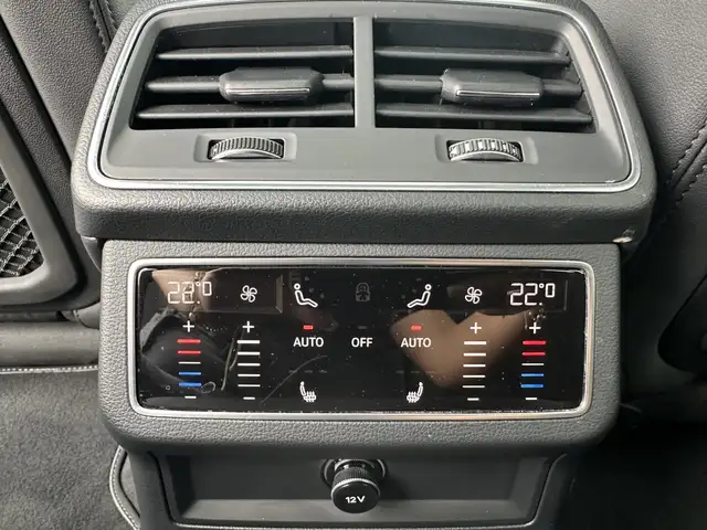 Audi A6 Avant view 14