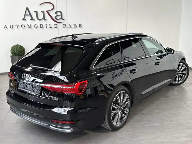 Audi A6 Avant view 5