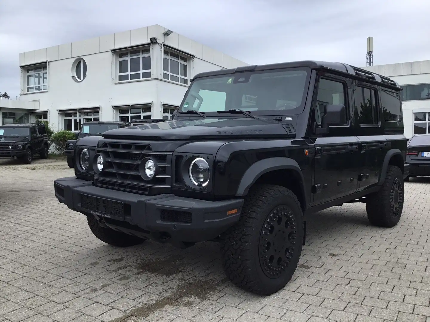 Ineos Grenadier 3.0L Twin-TD Fieldmaster Edition*Delta4x4 Force20 crna - 1
