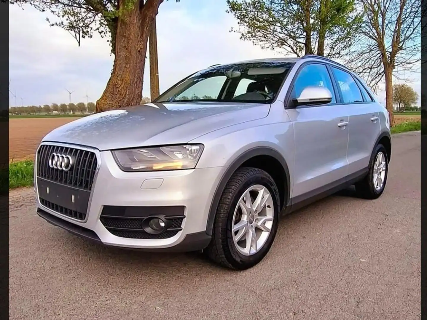 Audi Q3 Q3 2.0 TDi Argent - 1