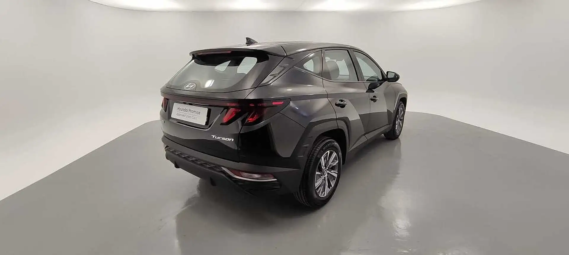 Hyundai TUCSON 1.6 TGDI Klass 4x2 Zwart - 2