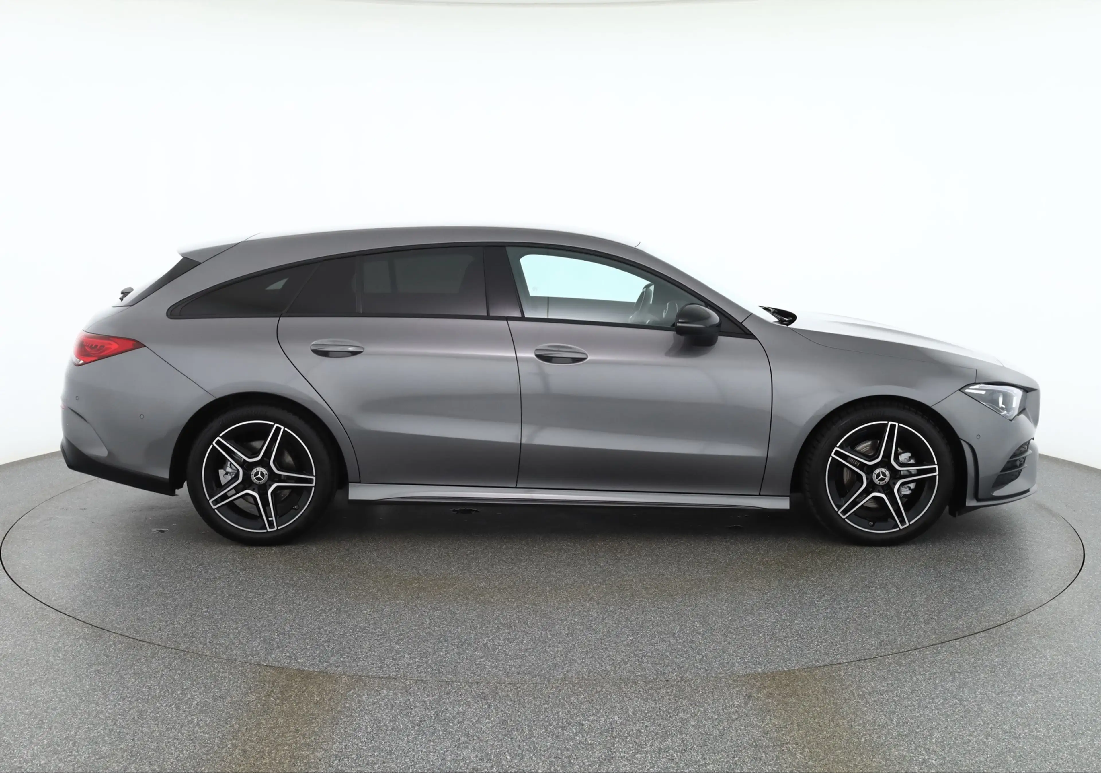 Mercedes-Benz CLA 200 Shooting Brake AMG Line LED Navi Kamera — photo 6