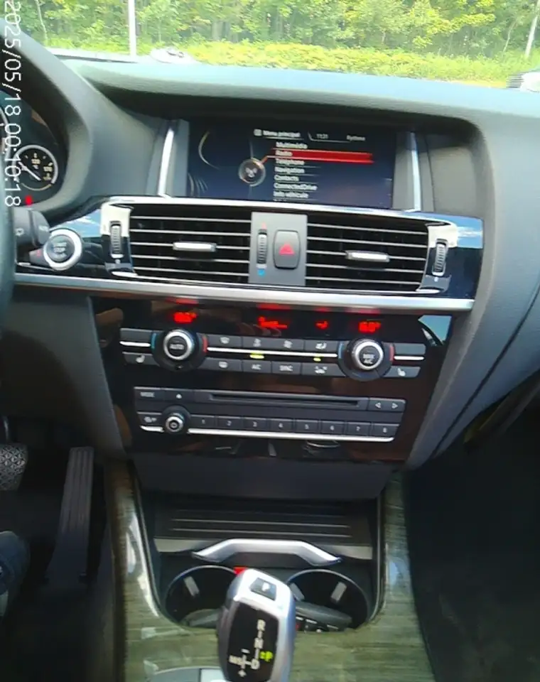 BMW X3 снимка BMW X3