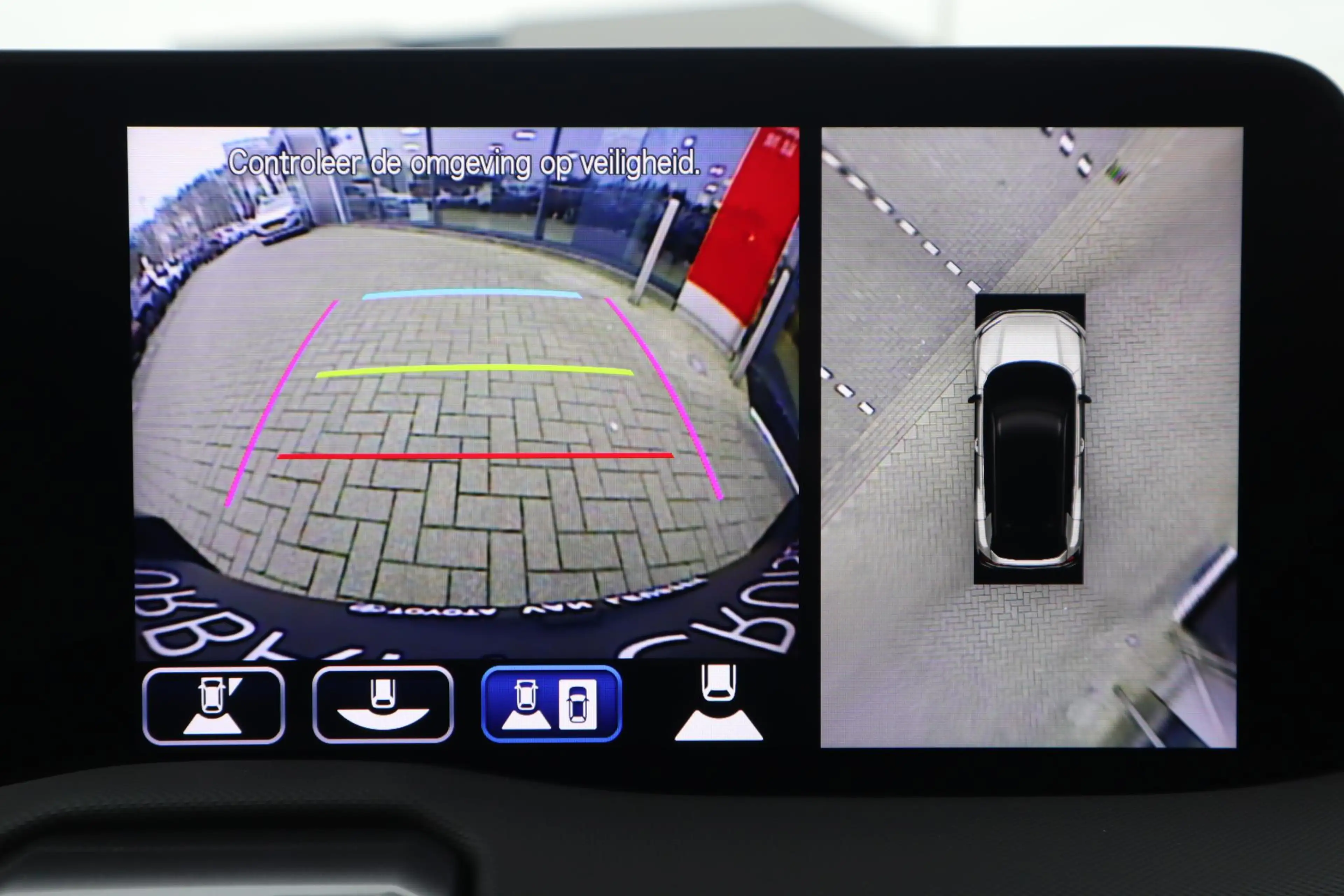 Toyota Urban Cruiser EXECUTIVE 61KWH PANODAK JBL-AUDIO 360°CAMERA 19"LM — photo 37