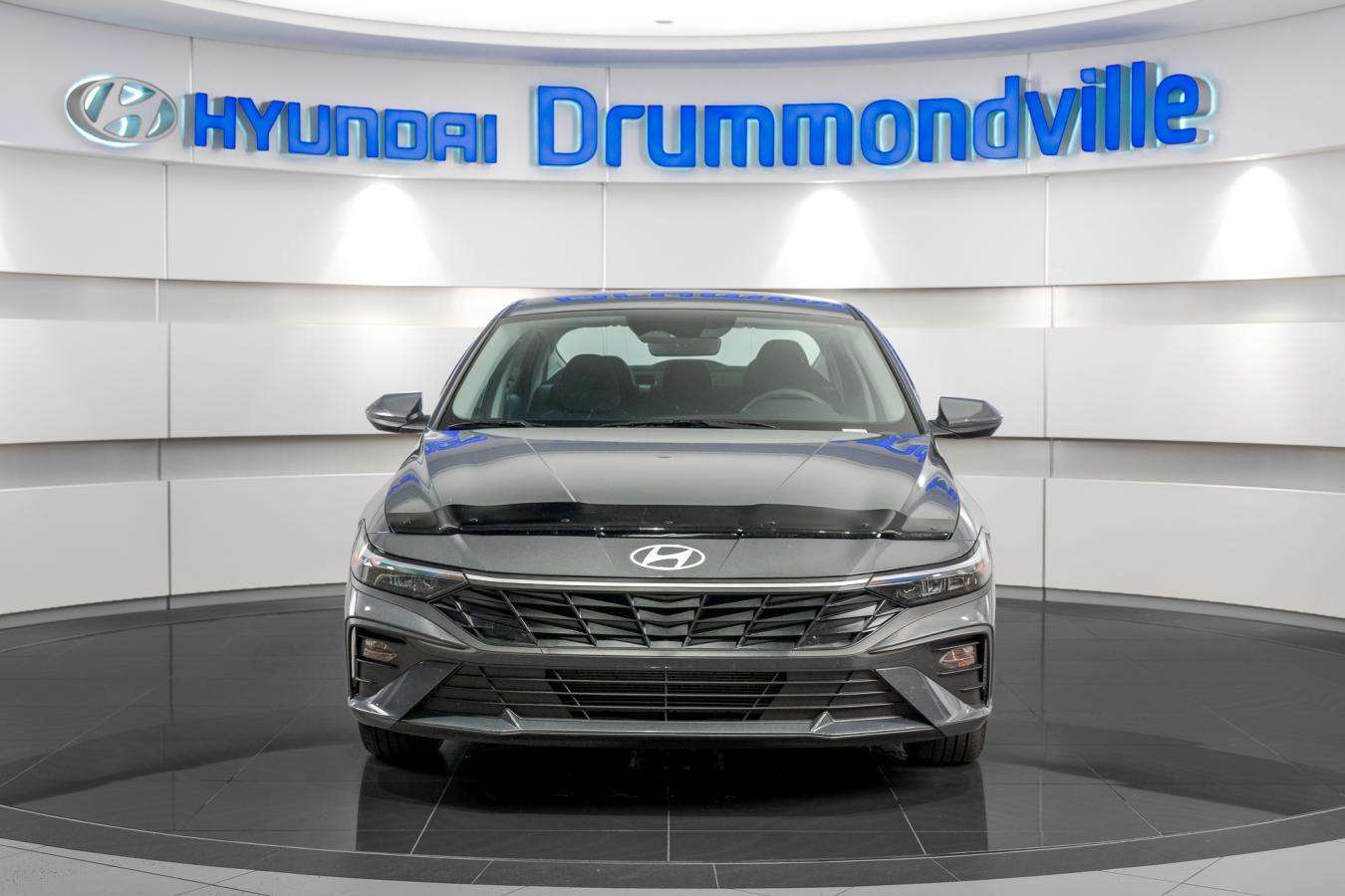 2026 Hyundai Elantra PREFERRED + 75 $ / SEM + LIQUIDATION DEMO + FAITES — photo 1