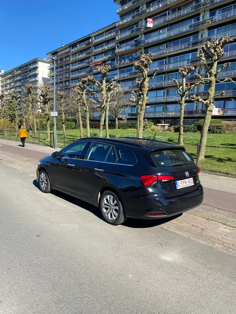 Fiat Tipo Kombi 1.4 T-Jet Lounge Noir - 2