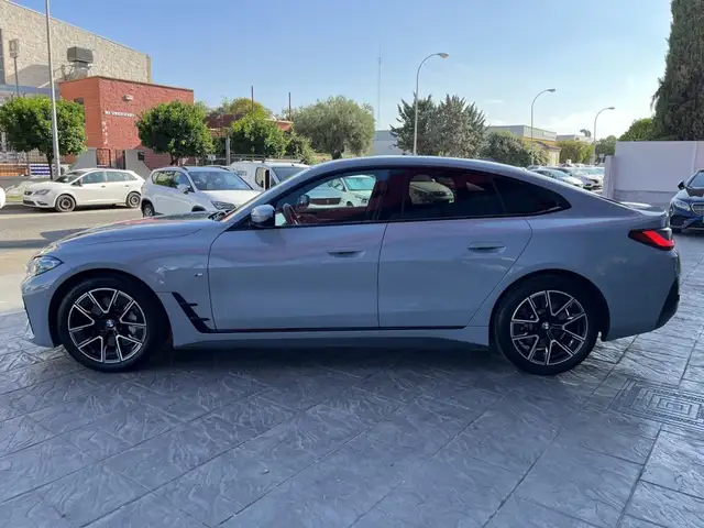 BMW 4 Series view 9