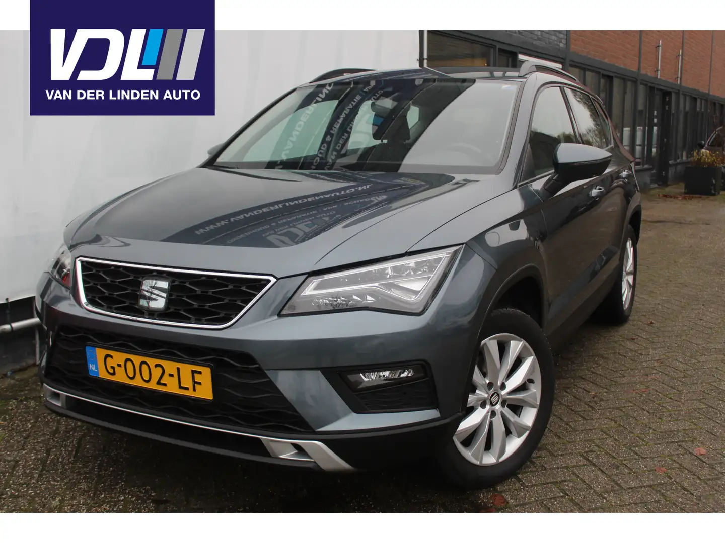 SEAT Ateca 1.0 EcoTSI Style Business Intense Apple/android ca Grau - 1