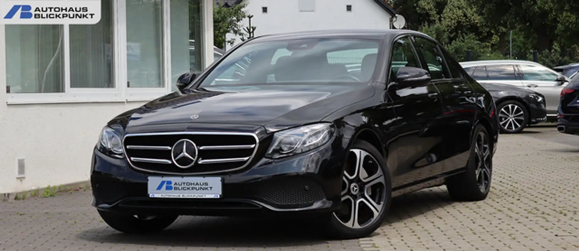 Mercedes-Benz E 350 e DISTRONIC+KAMERA+BURMESTER+WIDESCREEN crna - 1
