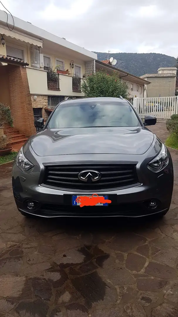 Infiniti QX70 ULTIMATE - 2