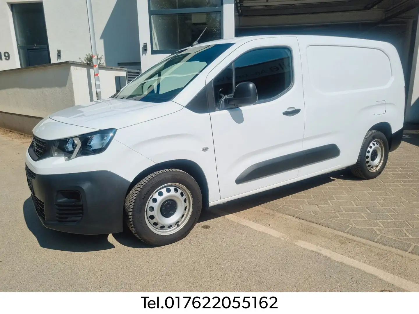 Peugeot Partner Premium L2 1.Hand, Sortimo Einbau Weiß - 1