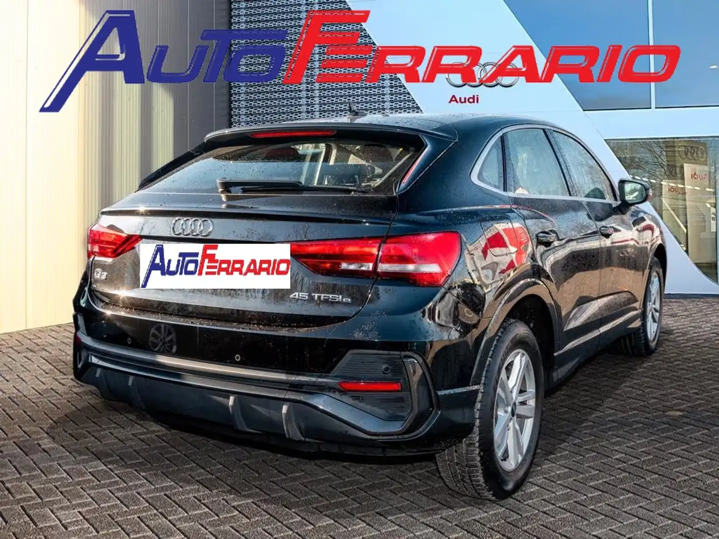 Audi Q3 SPB APPLE CAR PLAY SENS PARK RETROCAMERA - 2