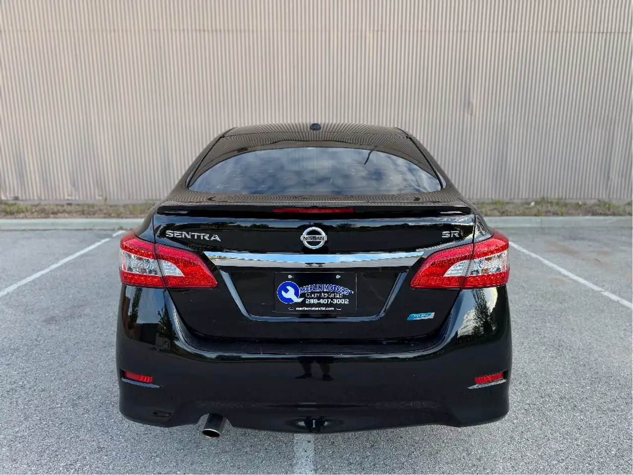 Nissan Sentra снимка Nissan Sentra