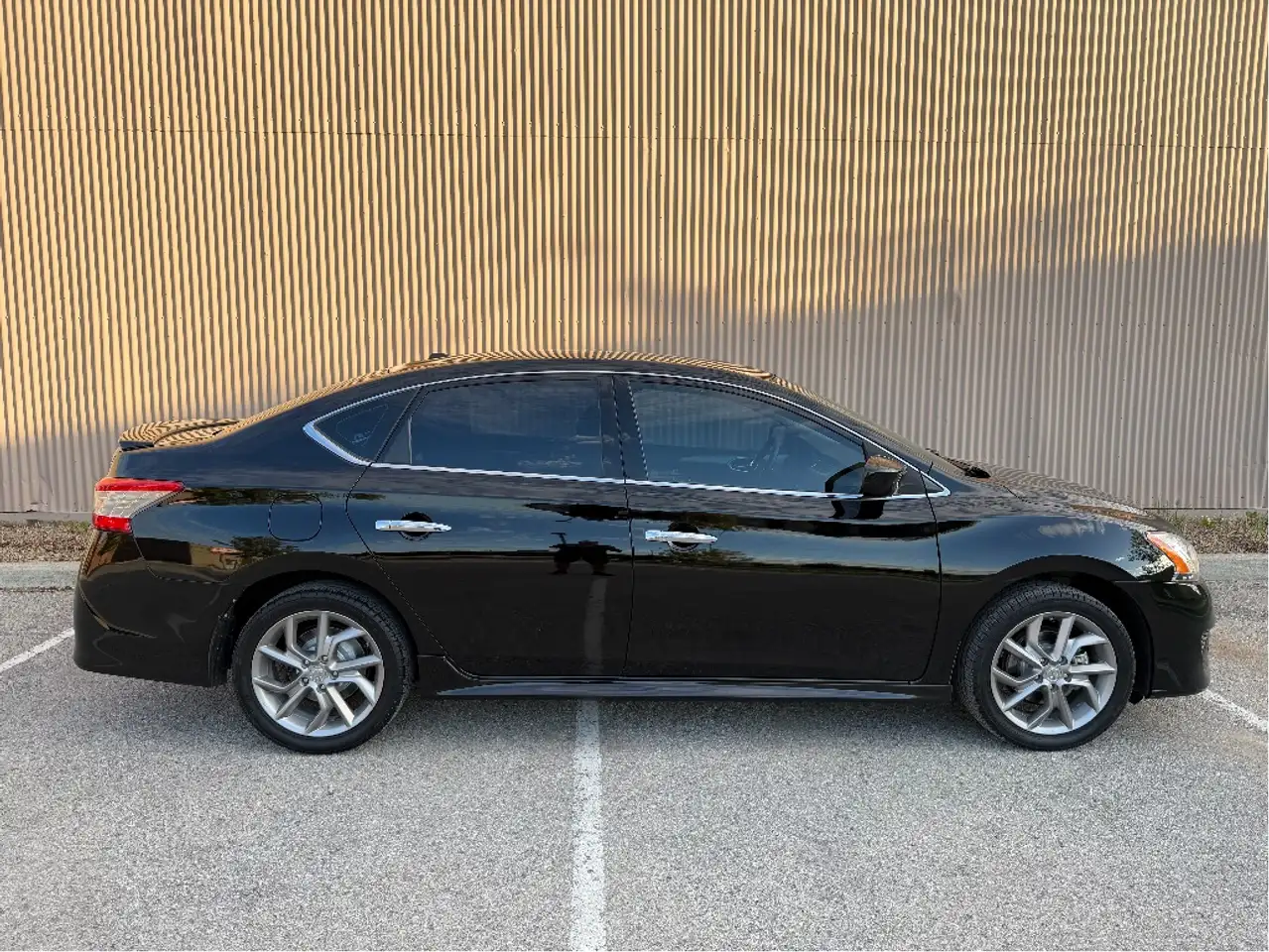 Nissan Sentra снимка Nissan Sentra