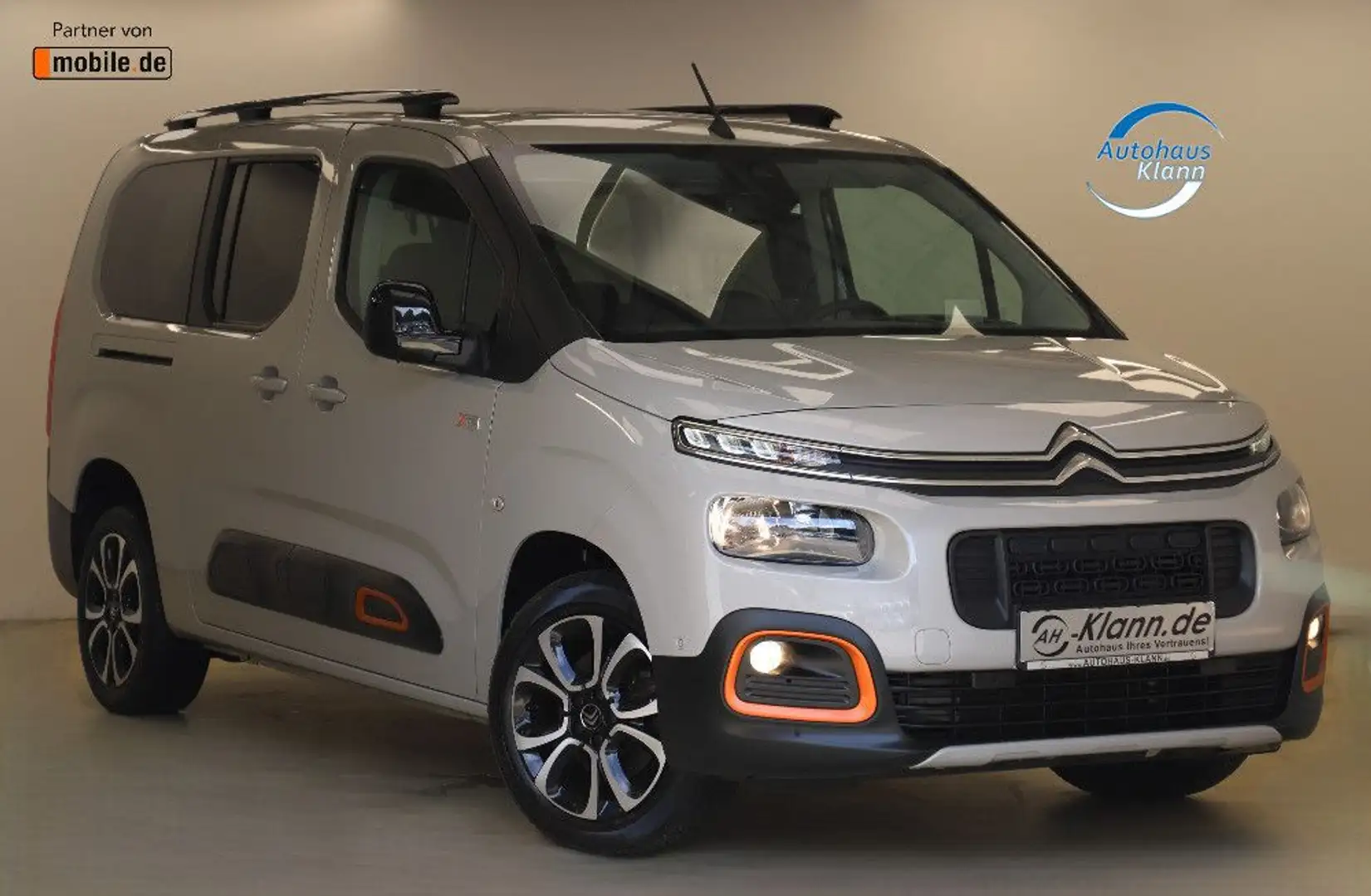 Citroen Berlingo XL 1.5BlueHDi 131PS EAT8 SHINE XTR 7Sit Beige - 1