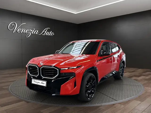 BMW XM XM 50e 476cv 23" LM xDrive Massage HUD Harman Pelle Tetto Keyless Ambient 360 Gancio