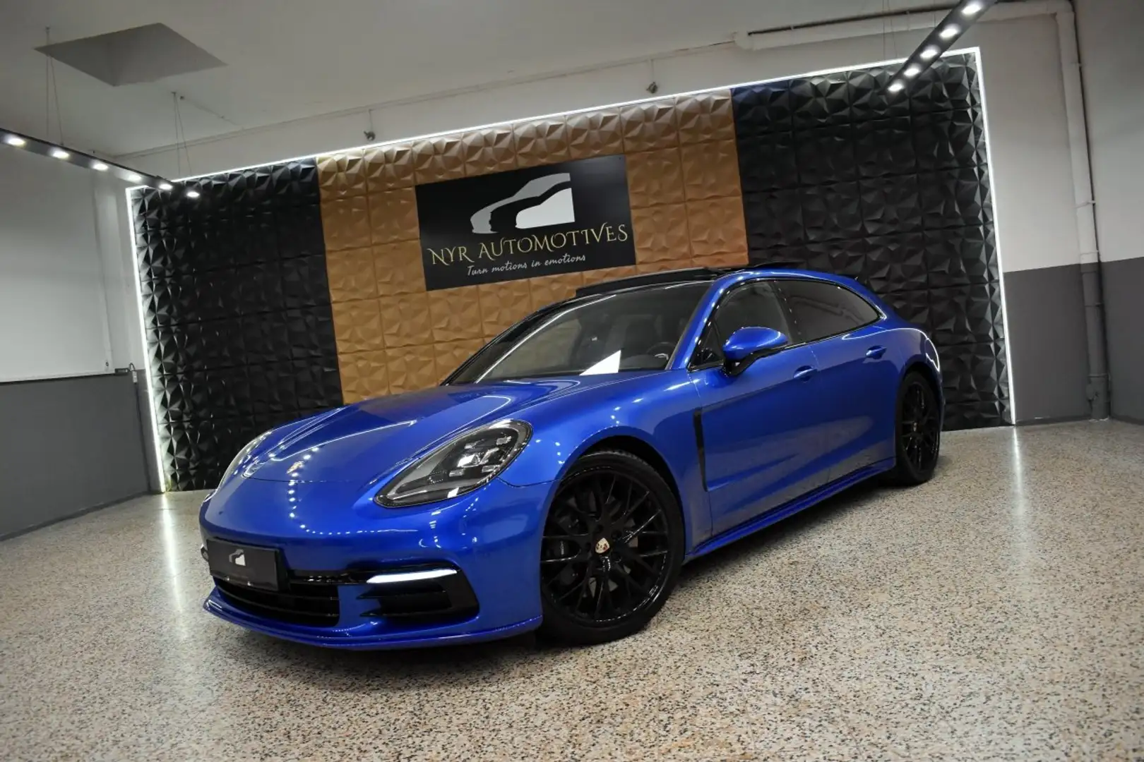 Porsche Panamera 4 Sport Turismo Aut. LUFT, PANO, SITZKHLNG, KAMERA Blau - 1