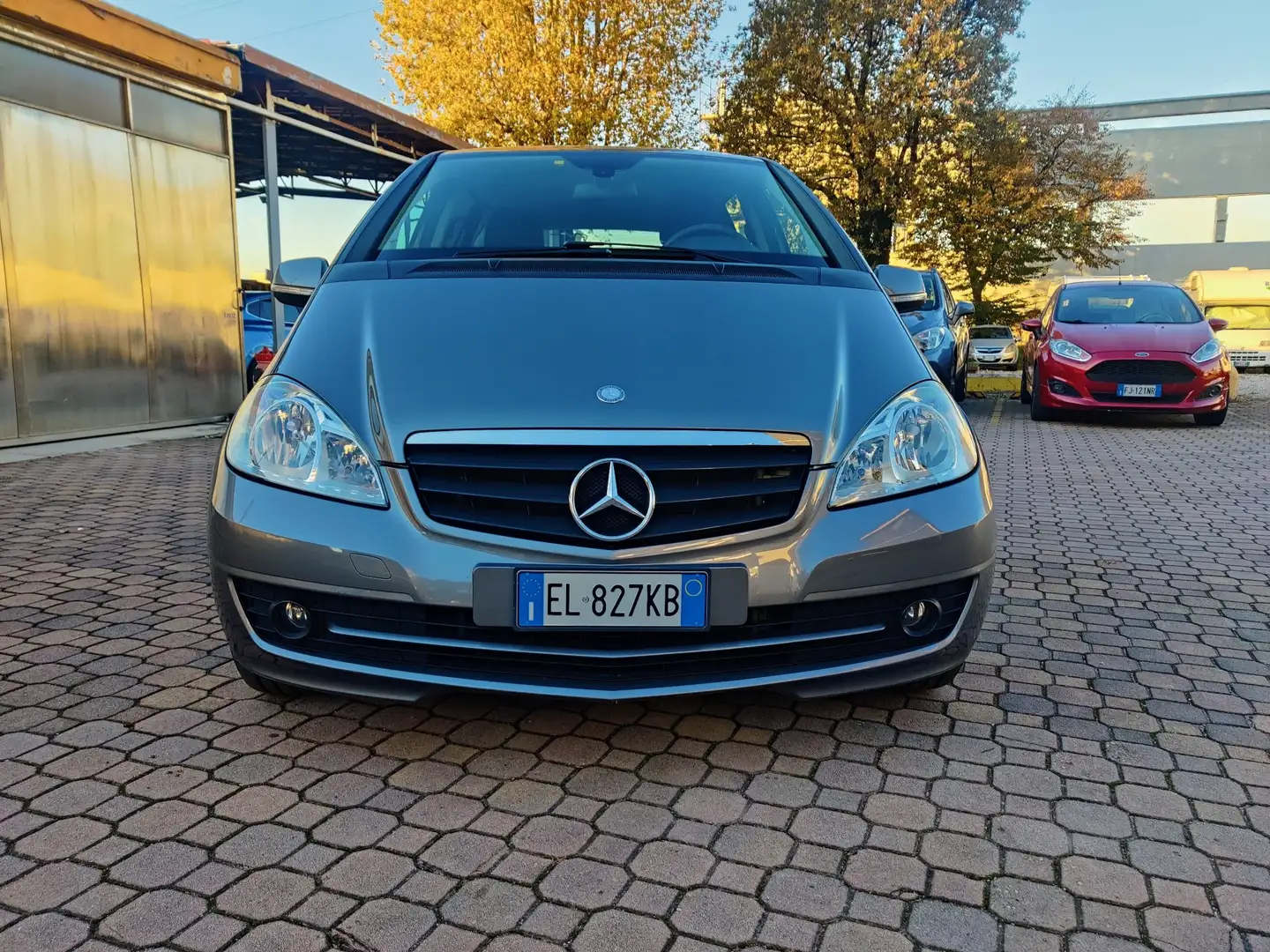 Mercedes-Benz A 160 Classe A - W/C 169 be Special edition Grijs - 2