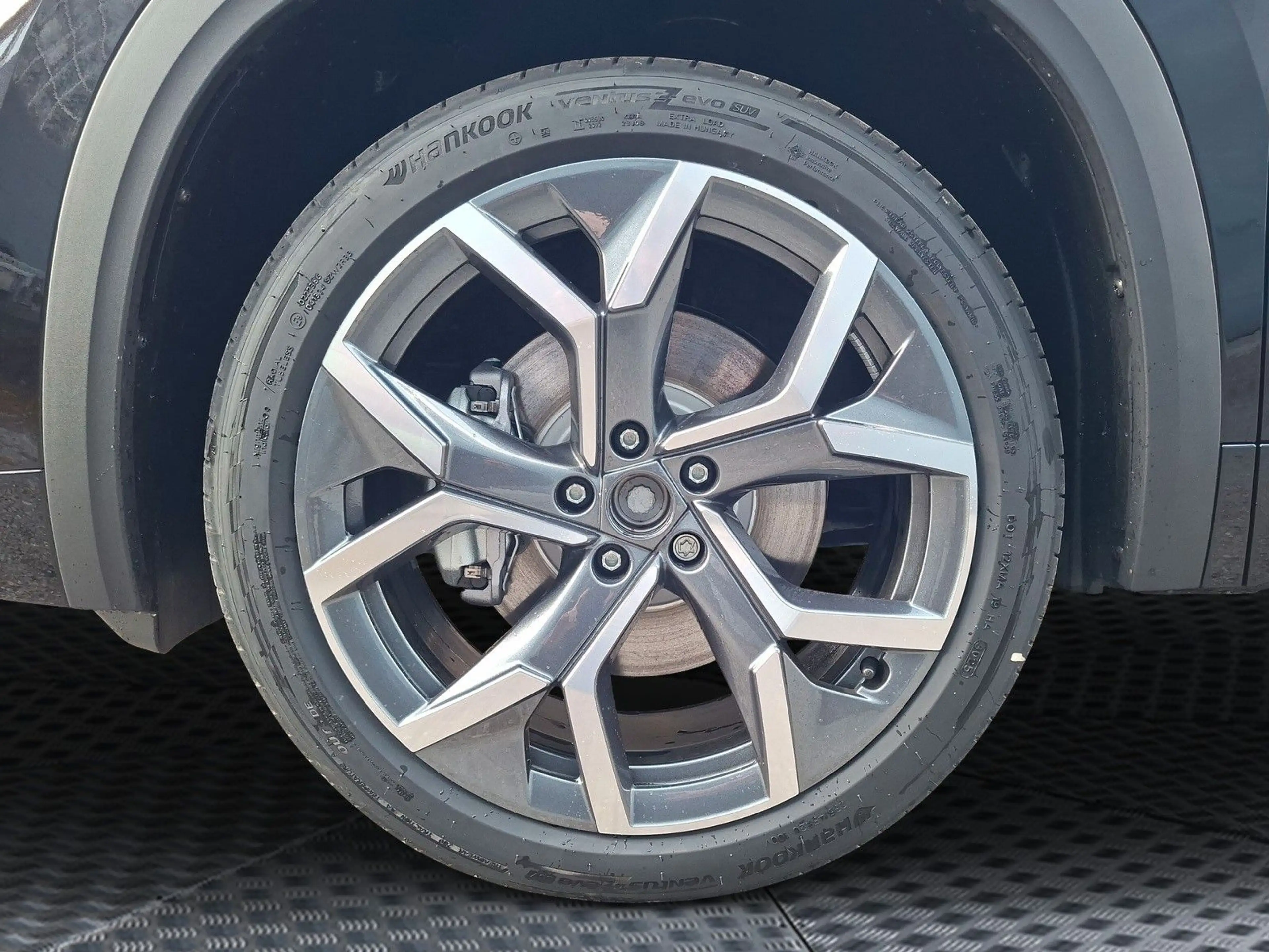 Skoda Kodiaq Sportline 1.5TSI IV Plug In Pano AHK 20" — photo 17