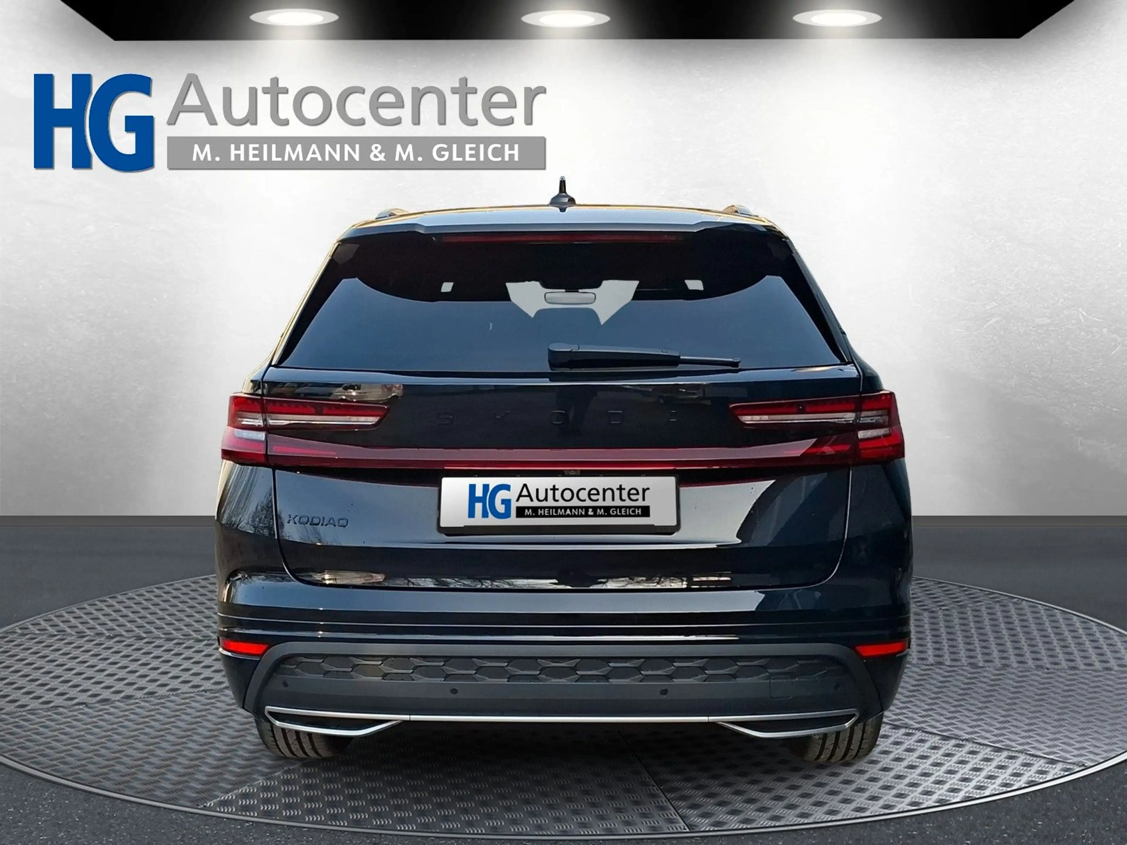 Skoda Kodiaq Sportline 1.5TSI IV Plug In Pano AHK 20" — photo 4