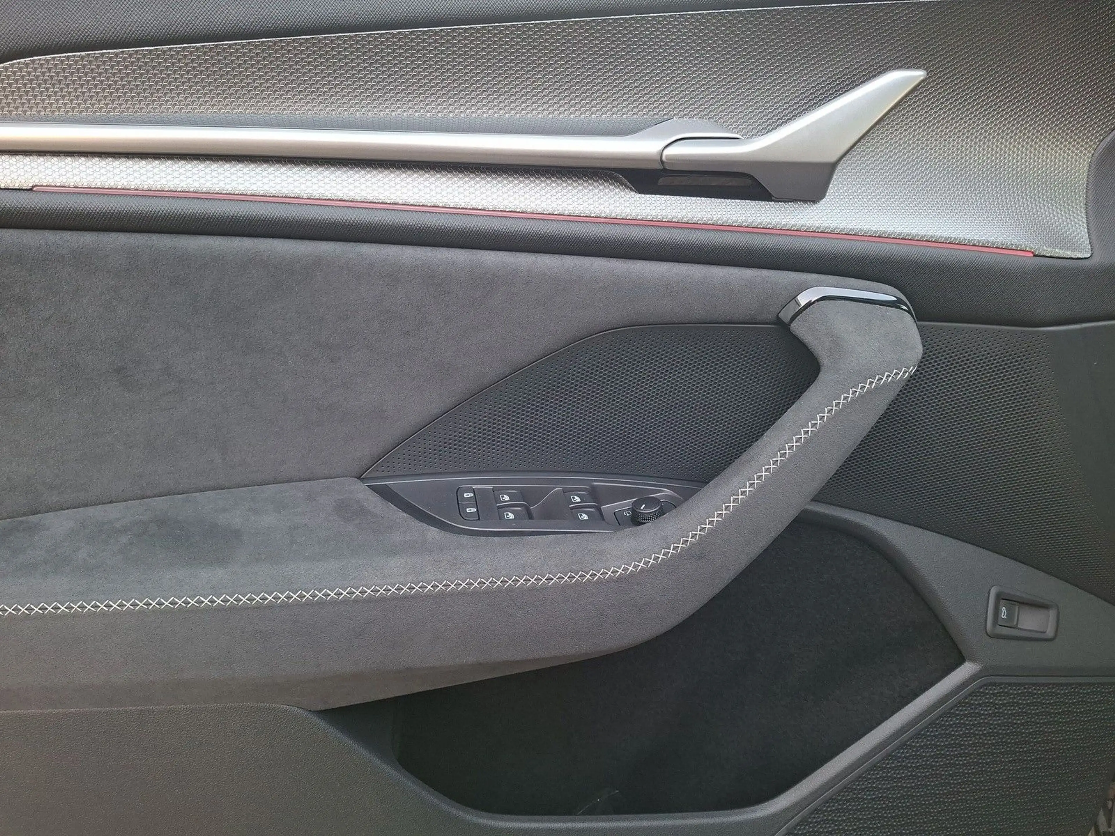Skoda Kodiaq Sportline 1.5TSI IV Plug In Pano AHK 20" — photo 15