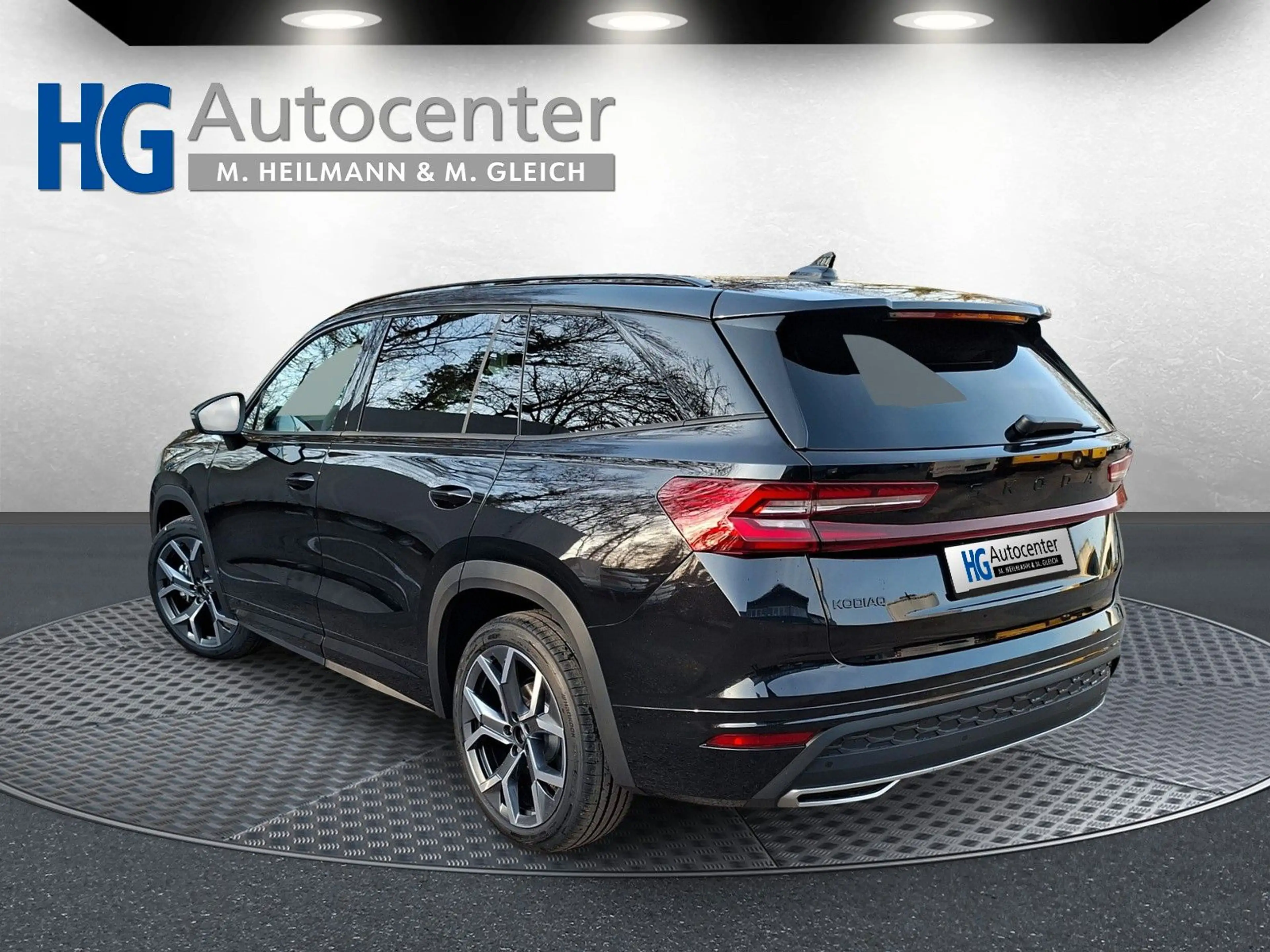 Skoda Kodiaq Sportline 1.5TSI IV Plug In Pano AHK 20" — photo 3