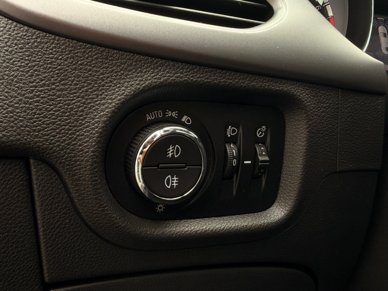 Opel Astra 1.0 Business+|Pano|Navi|Camera — photo 24