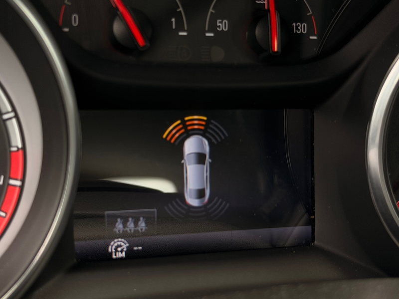 Opel Astra 1.0 Business+|Pano|Navi|Camera — photo 21