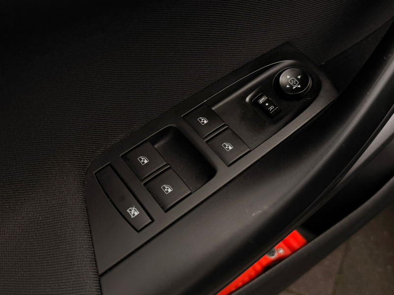 Opel Astra 1.0 Business+|Pano|Navi|Camera — photo 25