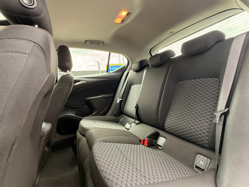 Opel Astra 1.0 Business+|Pano|Navi|Camera — photo 12