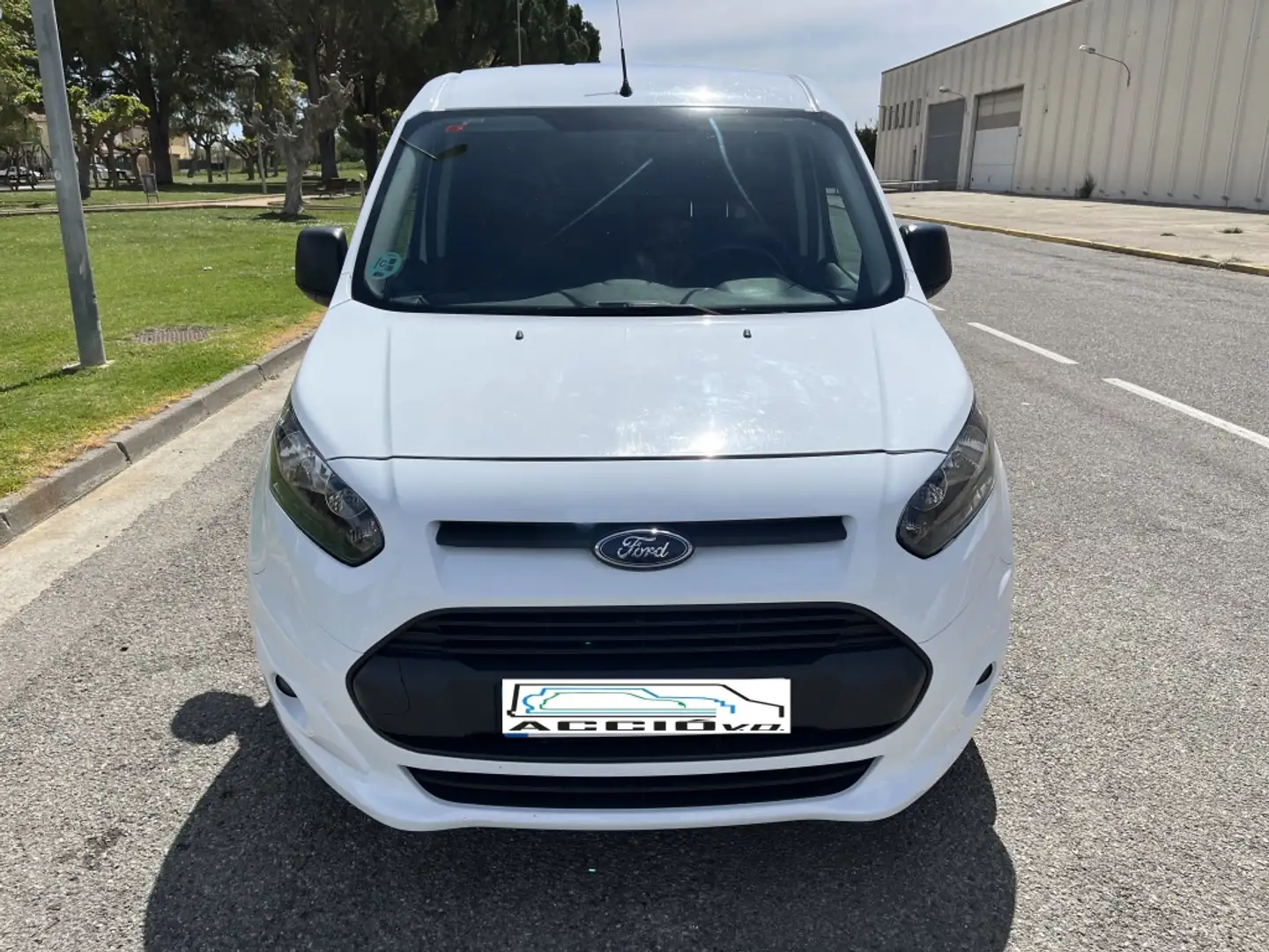 Ford Connect Comercial FT 200 Van L1 S&S Ambiente 100 Blanco - 2