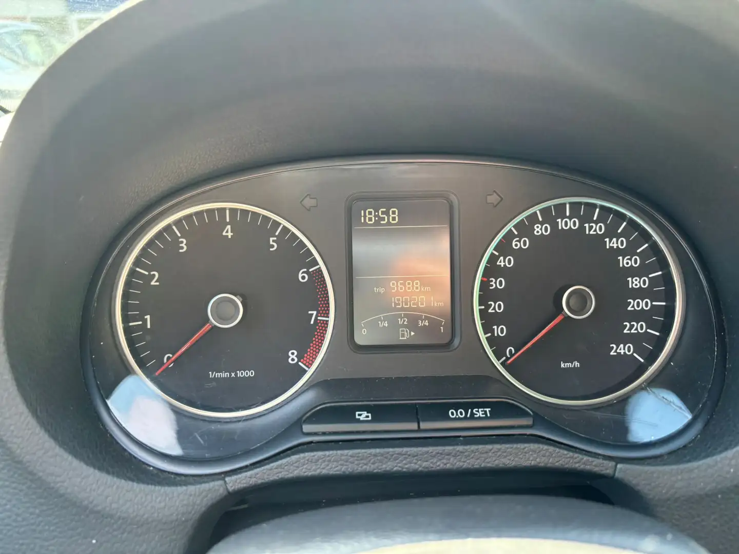 Volkswagen Polo BWJ 2011 1.2-12V 70 PK Comfortline NAVI | CLIMA | Zwart - 2
