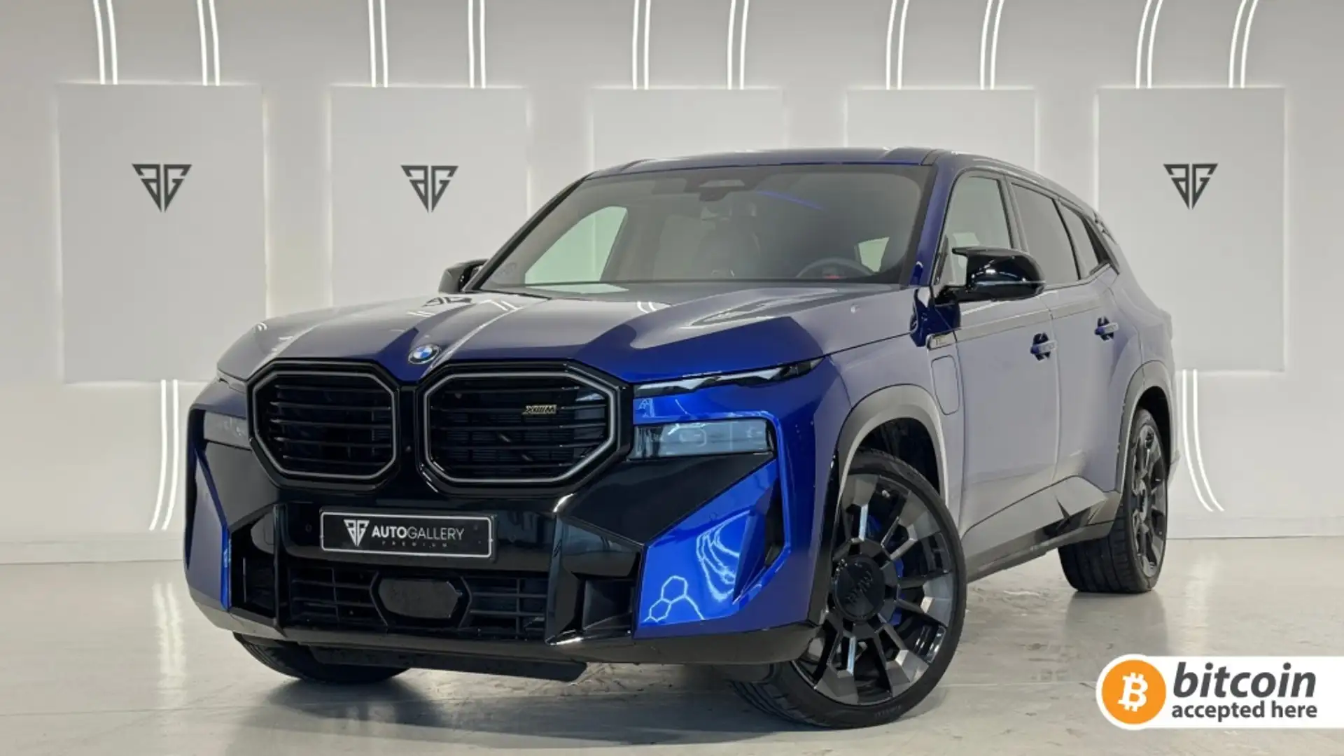BMW XM Azul - 1
