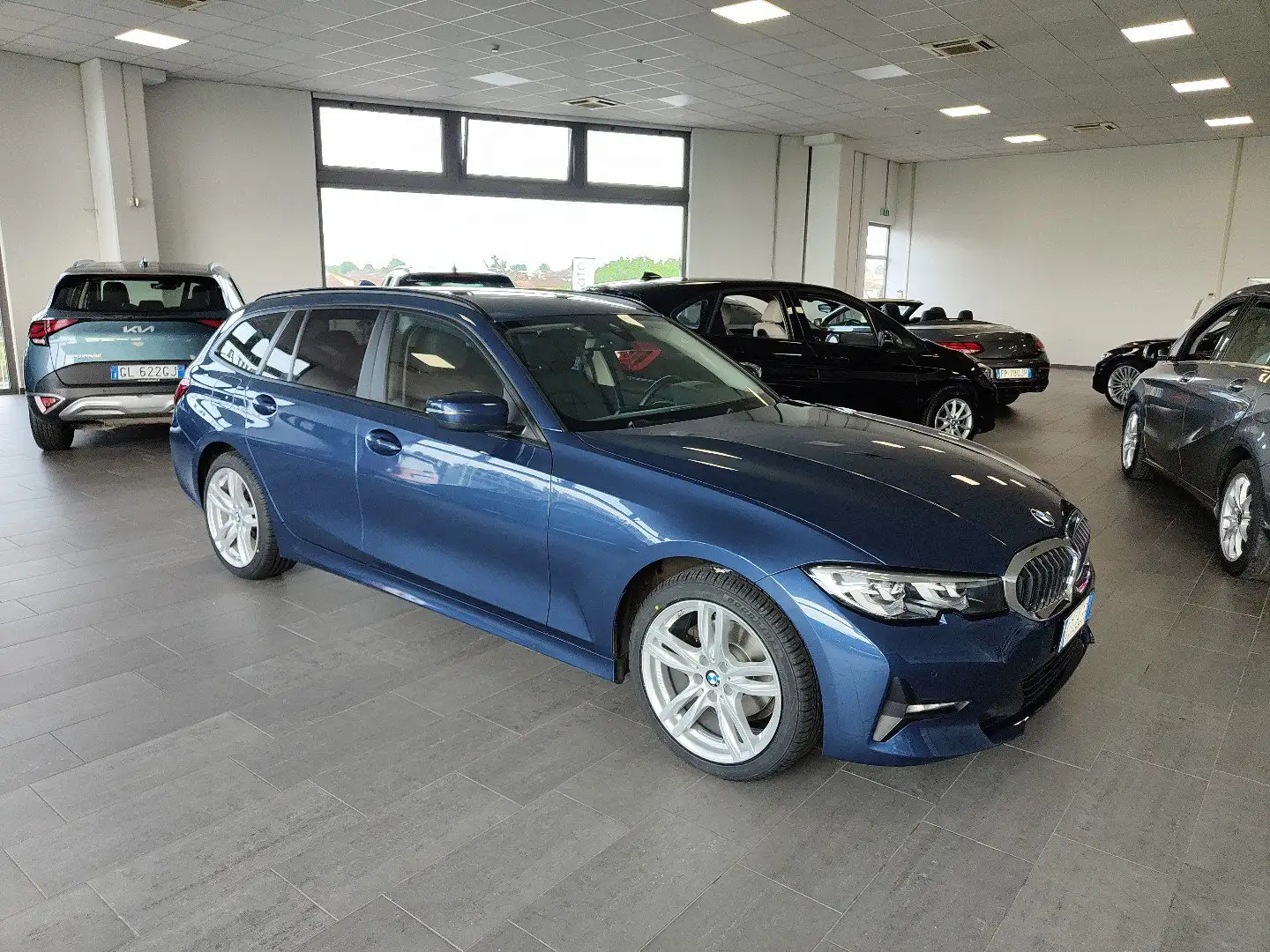 BMW 320 d XDrive 48V MHEV Touring Auto Navi Fari LED Blu/Azzurro - 2