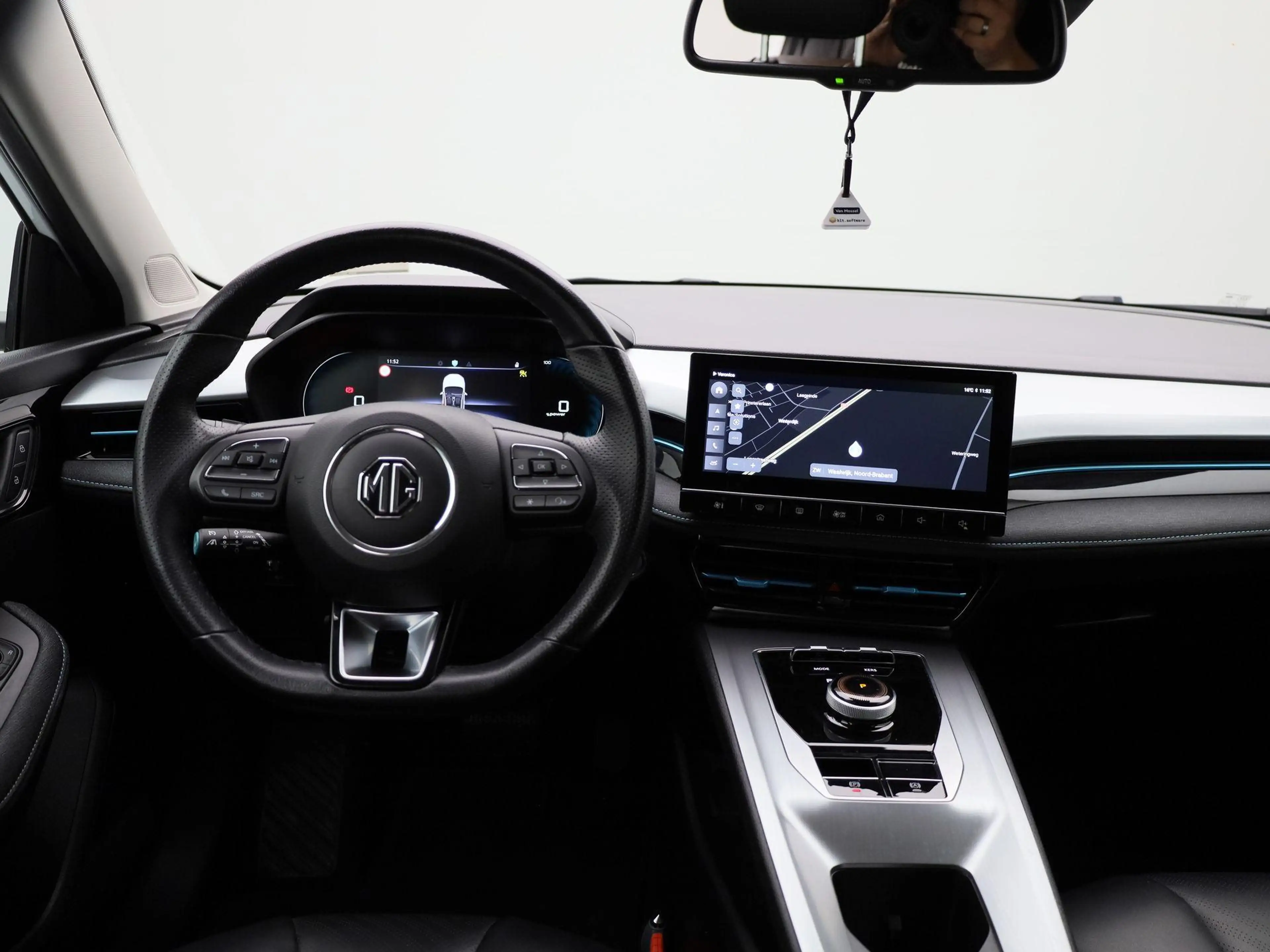 MG MG5 Electric Long Range Luxury 61 kWh | Apple Carplay — photo 7