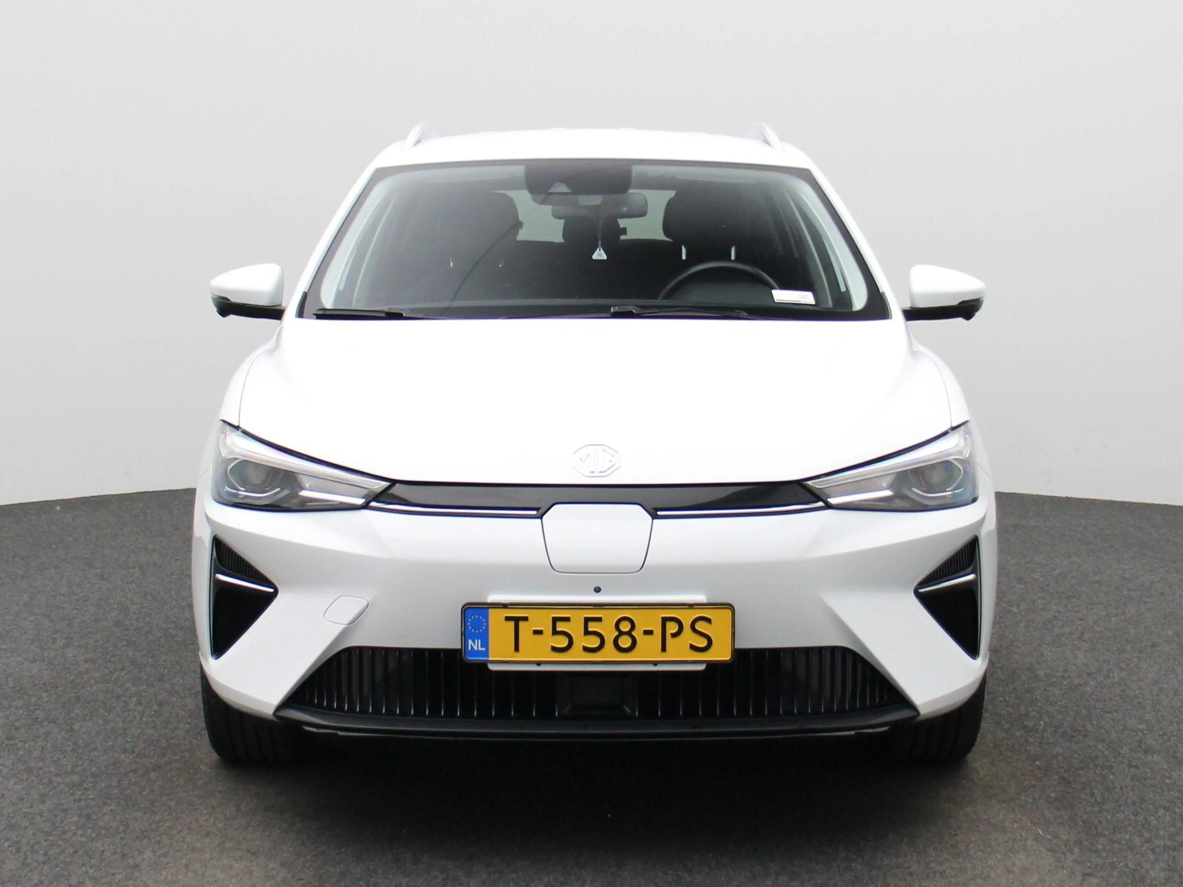 MG MG5 Electric Long Range Luxury 61 kWh | Apple Carplay — photo 3