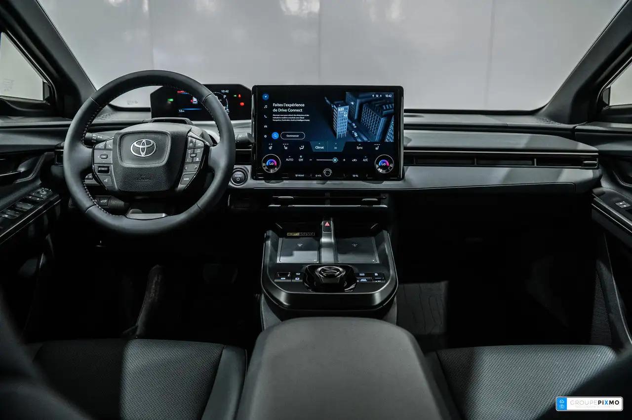 Toyota bZ снимка Toyota bZ