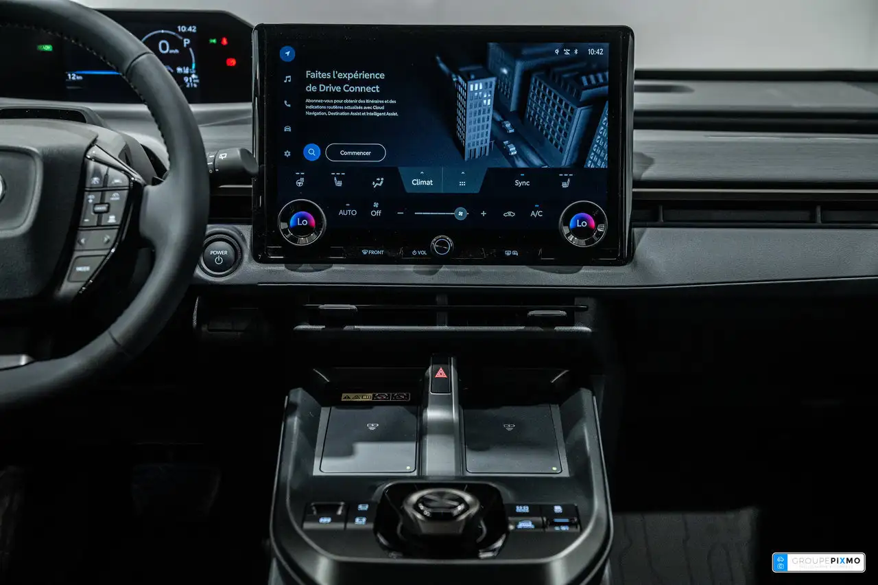 Toyota bZ снимка Toyota bZ