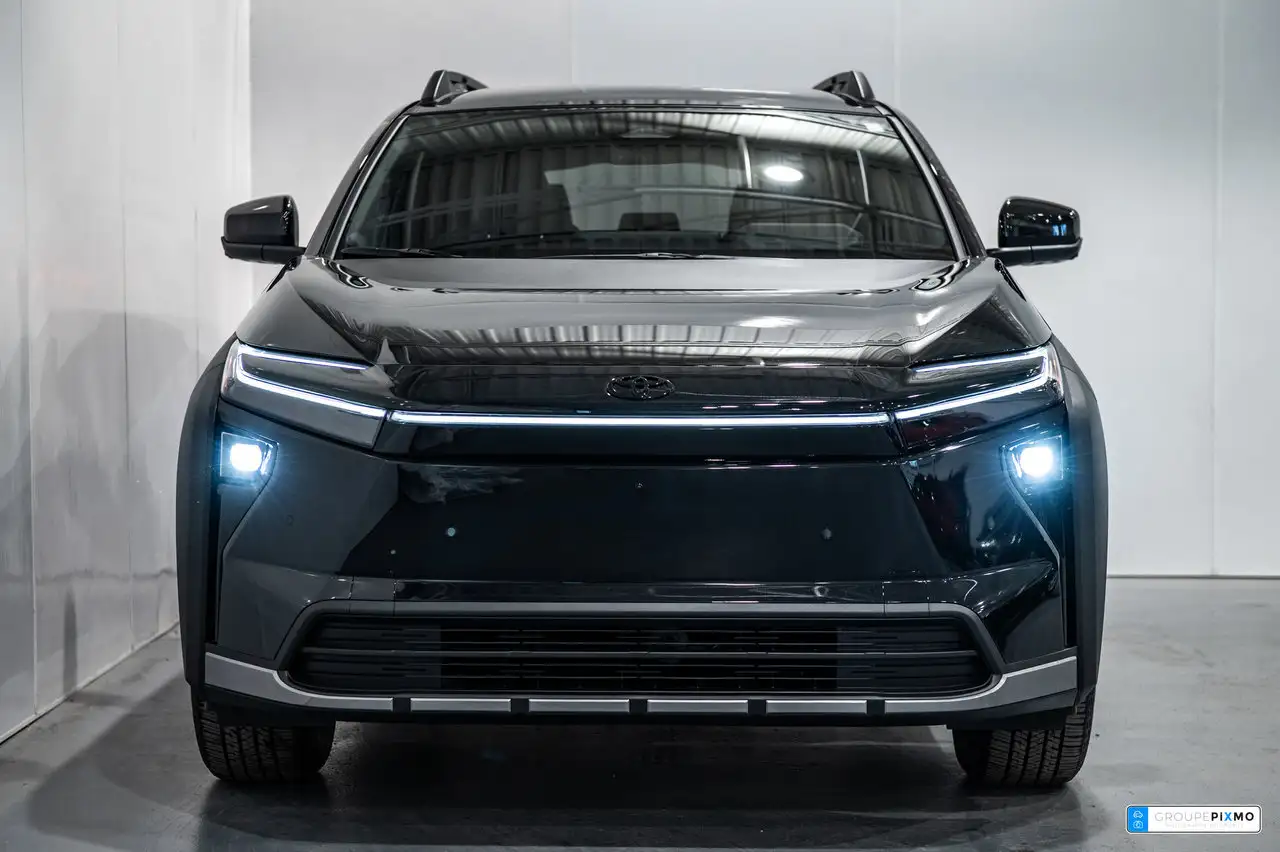 Toyota bZ снимка Toyota bZ