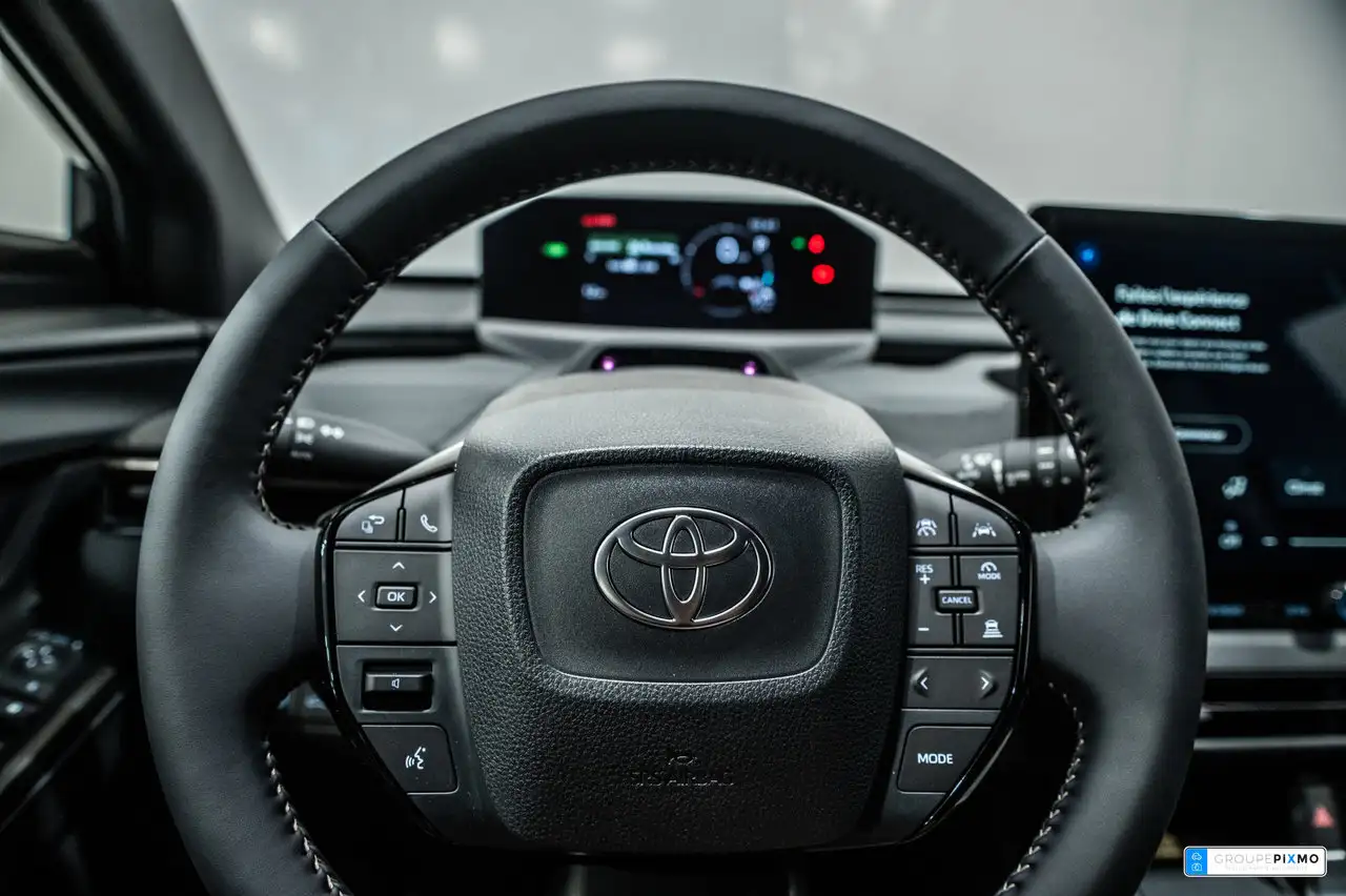 Toyota bZ снимка Toyota bZ