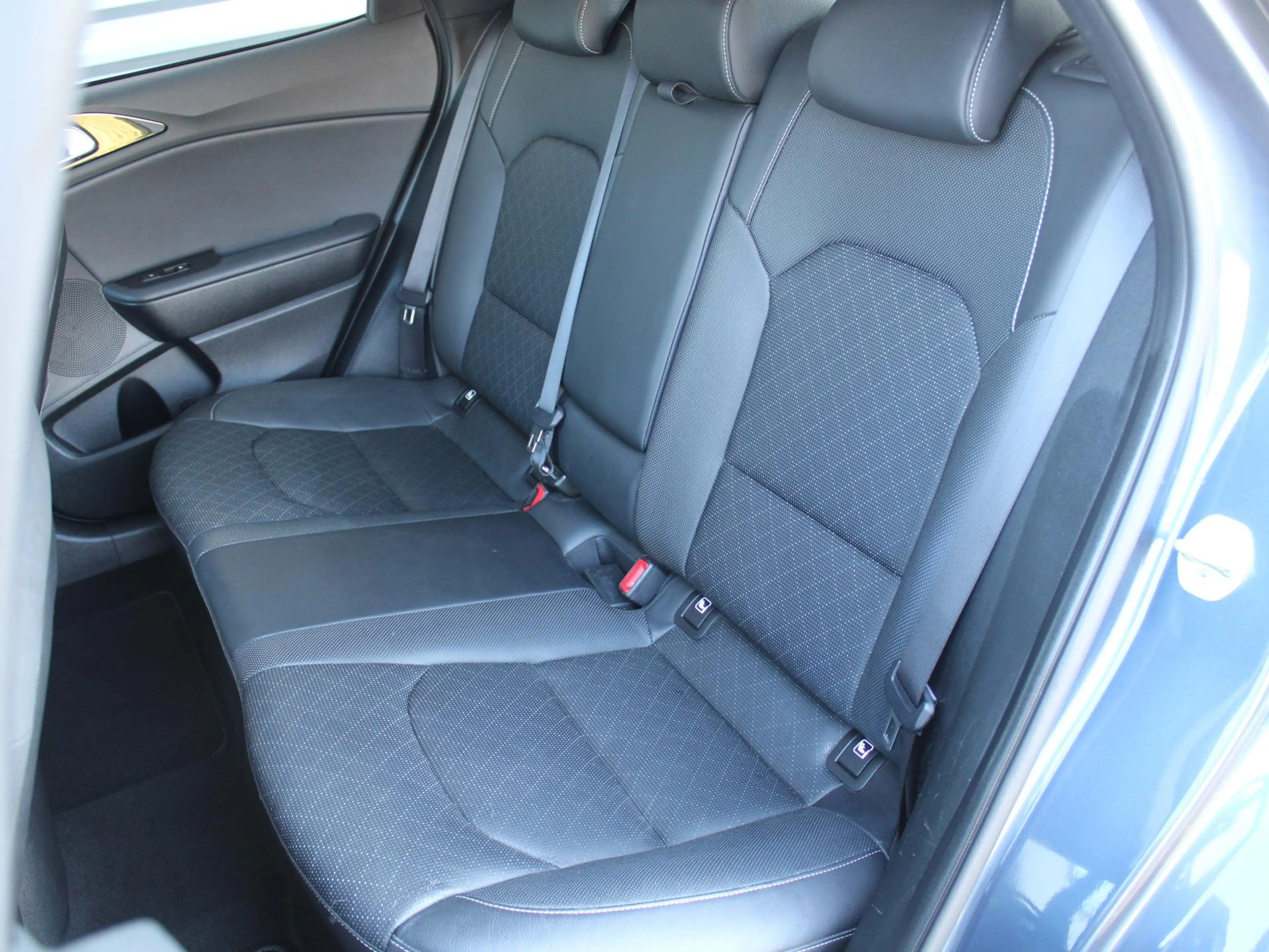 Kia XCeed 1.4 T-GDi ExecutiveLine | Trekhaak | Schuif-/kante — photo 33