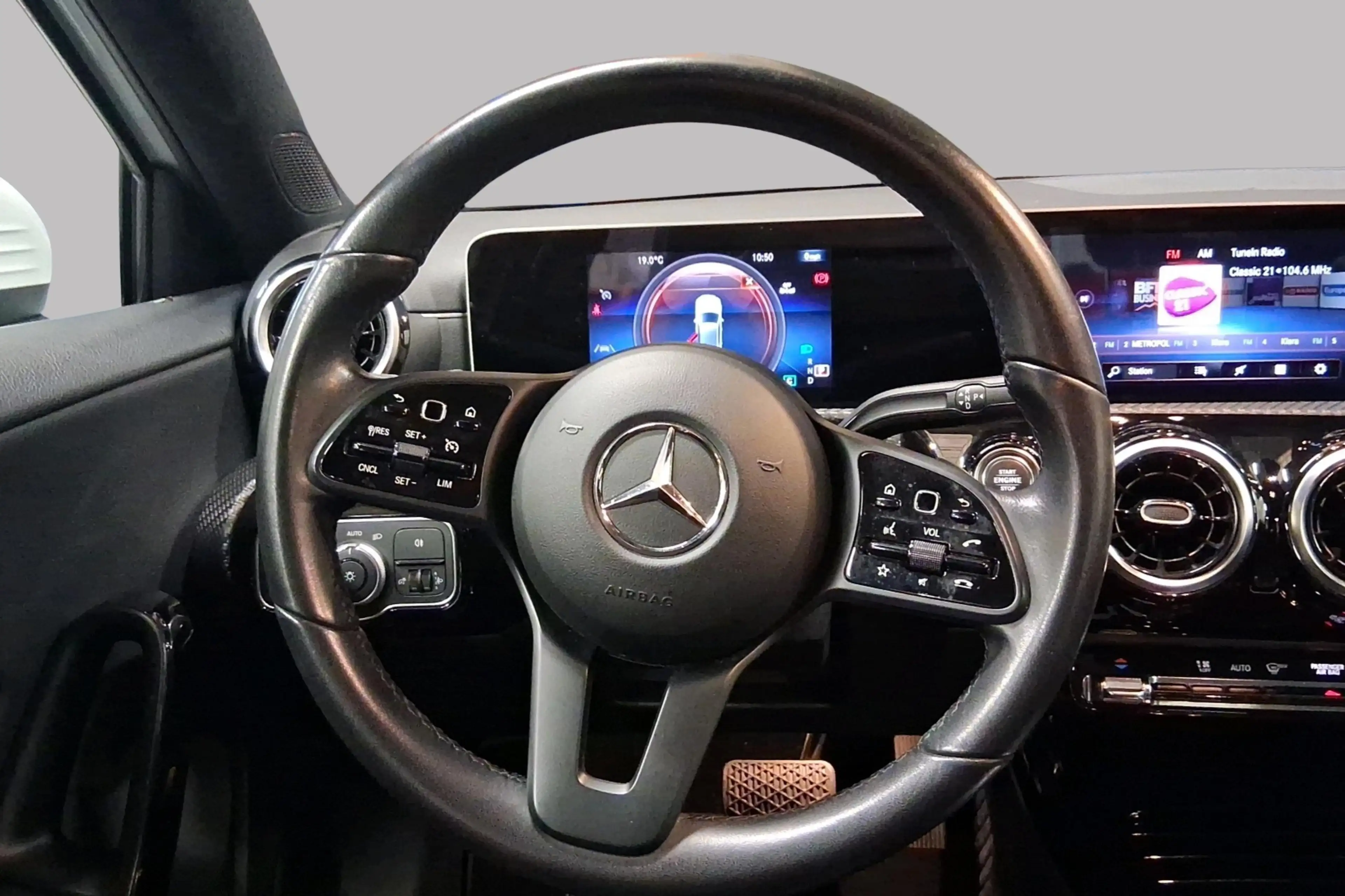 Mercedes-Benz A 180 Classe A d — photo 14