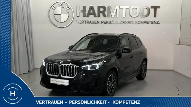 BMW X1 main image