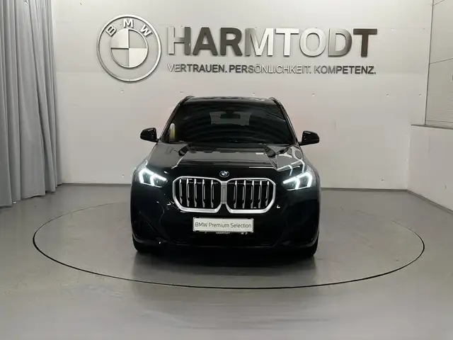 BMW X1 view 6