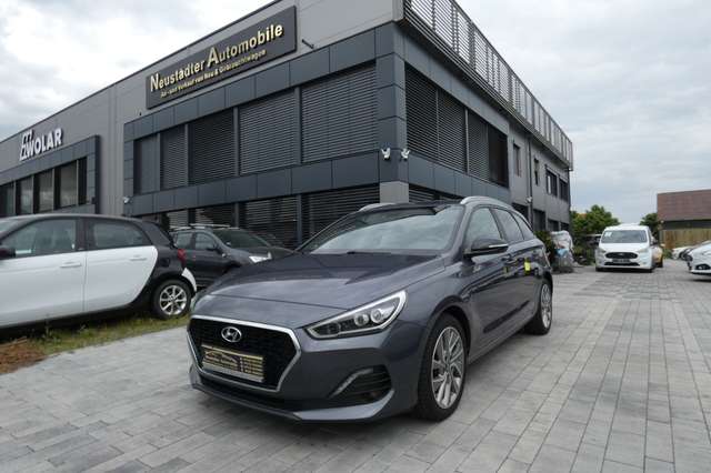 Imagine Hyundai i30 Passion + Sehr gute Ausstattung !!!