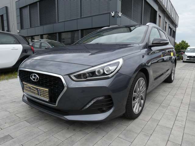 Hyundai i30 Passion + Sehr gute Ausstattung !!!