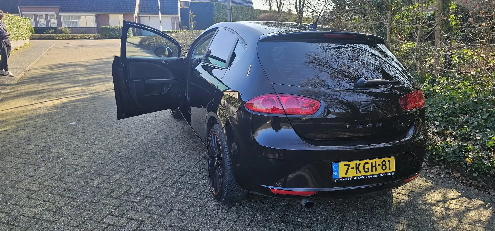 SEAT Leon 1.2 TSI Eco. Style Negro - 2