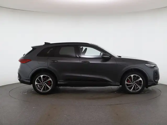 Audi Q5 e-hybrid quattro 270 KW Ansicht 6